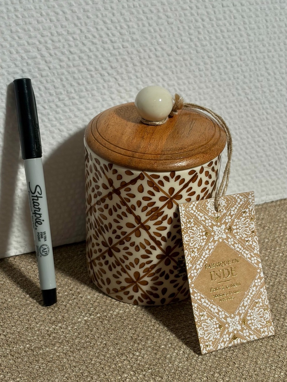 Ceramic Jar with Wooden Lid - Hand-Painted Brown & Cream - Picture 3 of 8